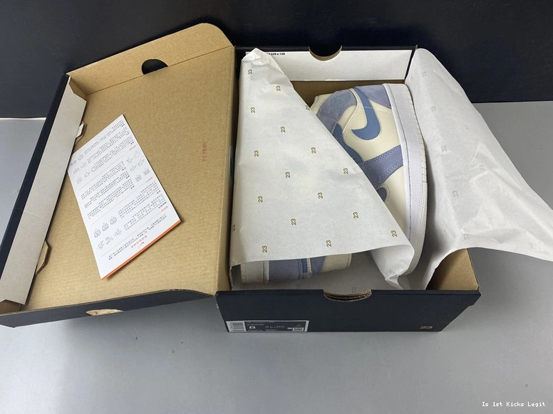 Air Mid DA4666-100  Jordan 1 1103